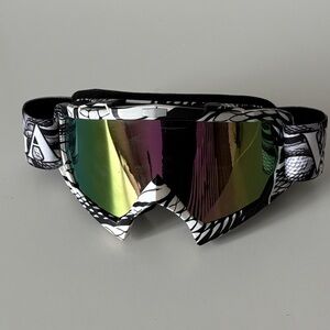 Stylish Black and Gold Sunglasses